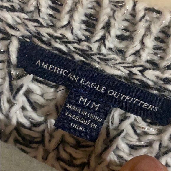 American eagle V-neck sweater - Picture 4 of 5